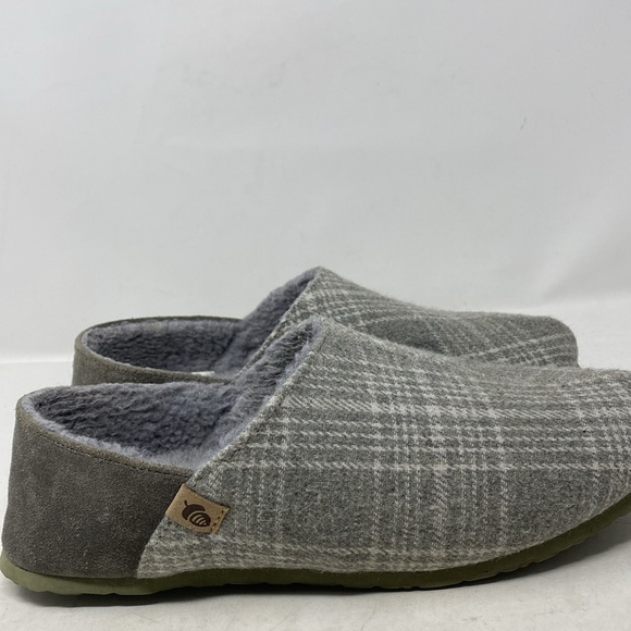 Acorn Gray Plaid Wool with Faux Fur Slippers - Picture 4 of 7